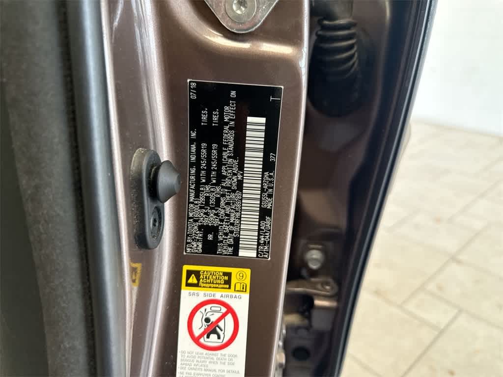 Thumbnail: 2018 Toyota Highlander - 40