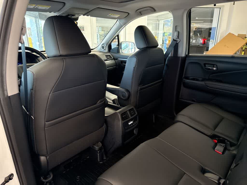 Thumbnail: 2020 Honda Pilot - 19