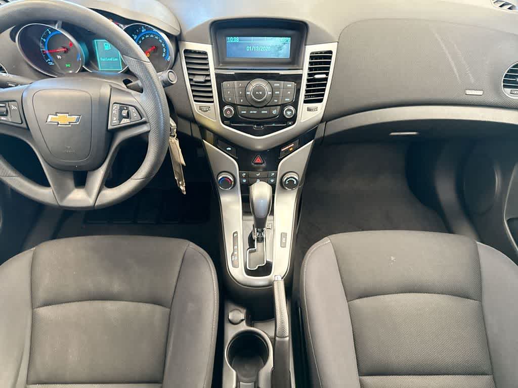Thumbnail: 2015 Chevrolet Cruze - 28