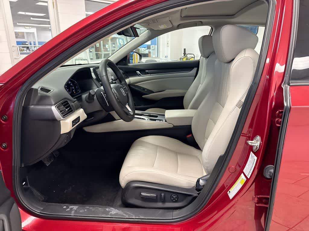 Thumbnail: 2018 Honda Accord - 20