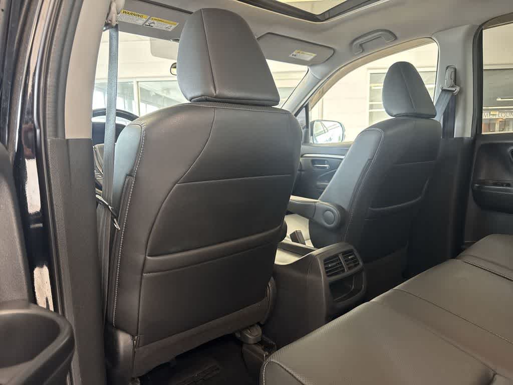 Thumbnail: 2019 Honda Ridgeline - 22