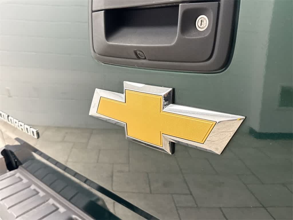 Thumbnail: 2015 Chevrolet Colorado - 11