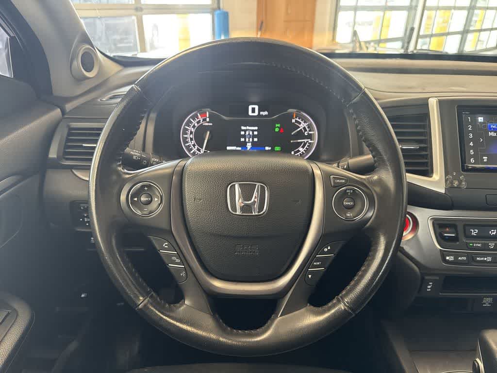 Thumbnail: 2019 Honda Ridgeline - 27