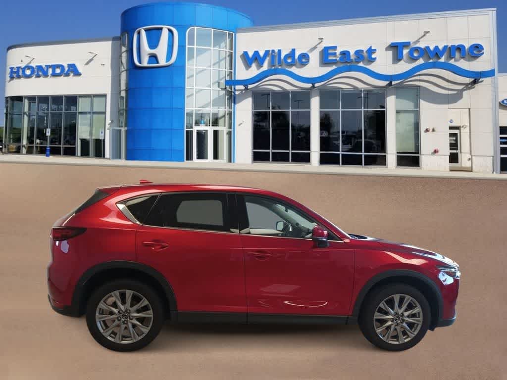 Thumbnail: 2020 Mazda CX-5 - 2