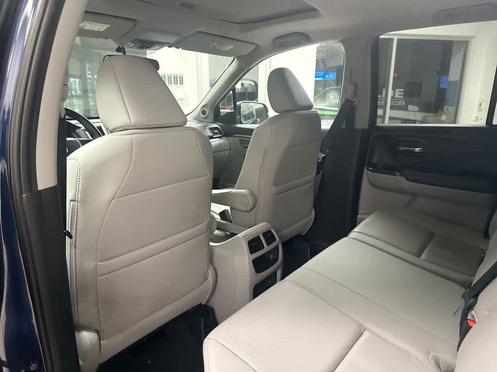 Thumbnail: 2019 Honda Ridgeline - 19