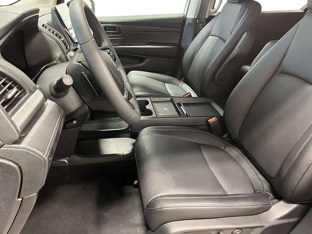 Thumbnail: 2025 Honda Odyssey - 14