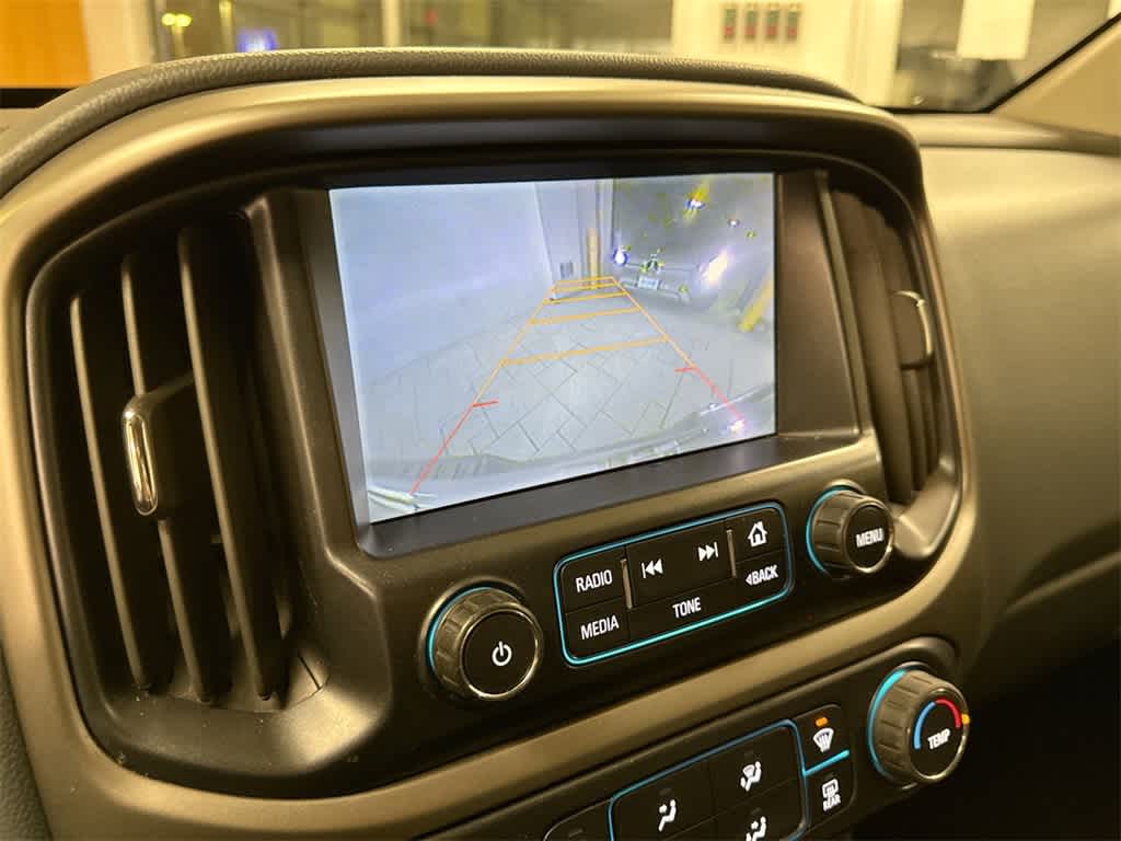 Thumbnail: 2015 Chevrolet Colorado - 28