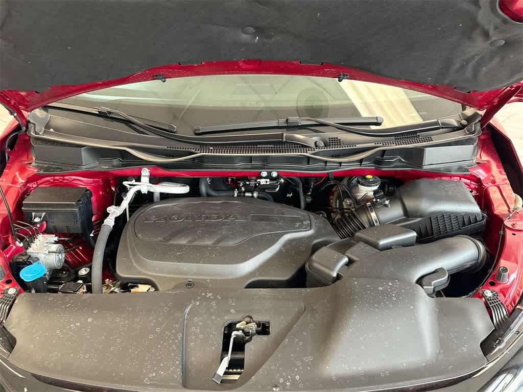 2025 Honda Odyssey Touring 16