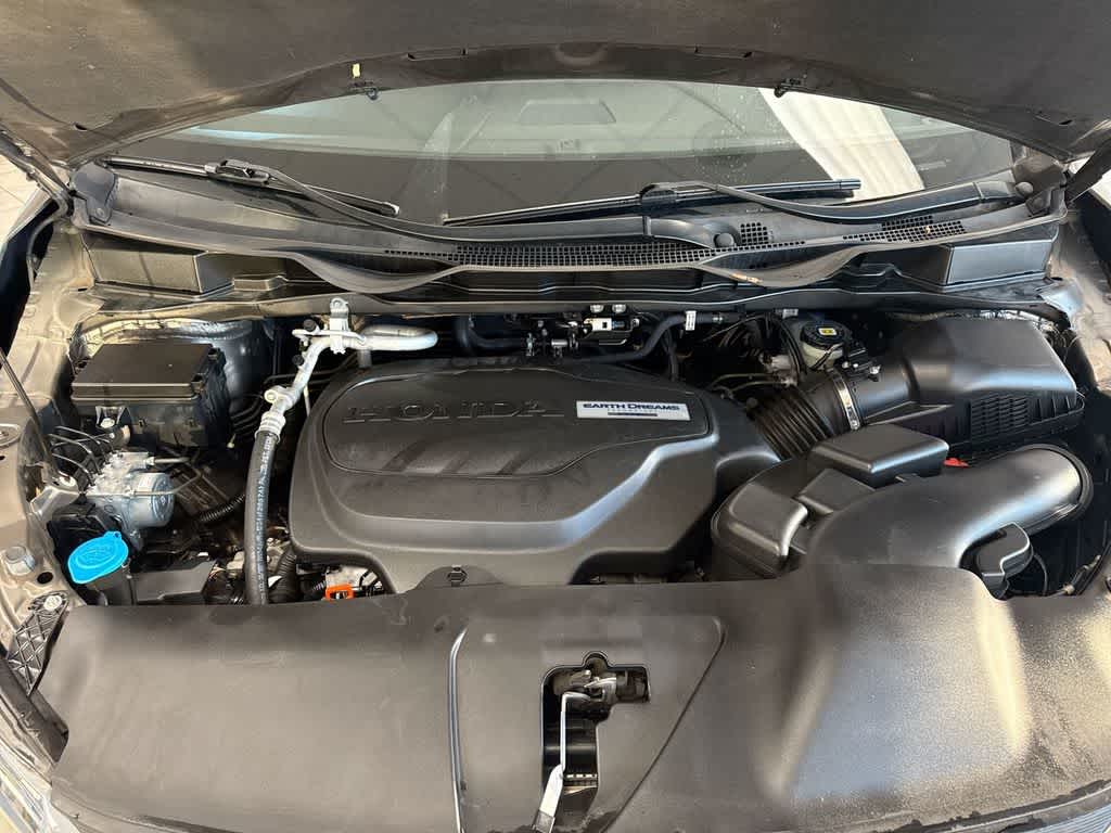 Thumbnail: 2018 Honda Odyssey - 14