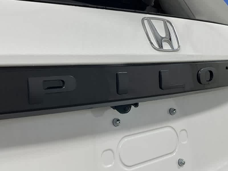 Thumbnail: 2025 Honda Pilot - 6