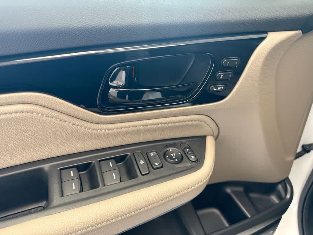 Thumbnail: 2024 Honda Odyssey - 21