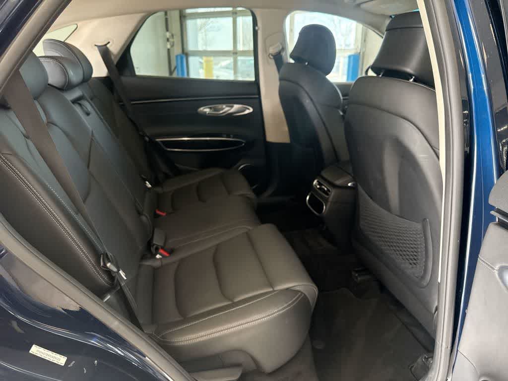 Thumbnail: 2023 Genesis GV70 - 23