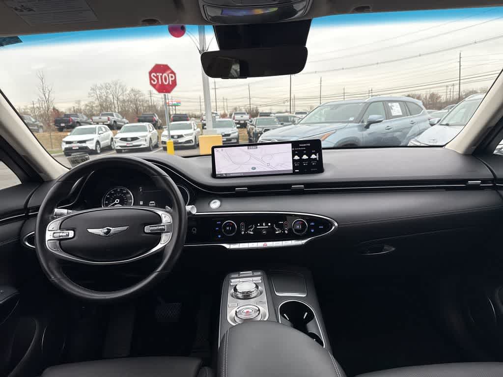 Thumbnail: 2023 Genesis GV70 - 18