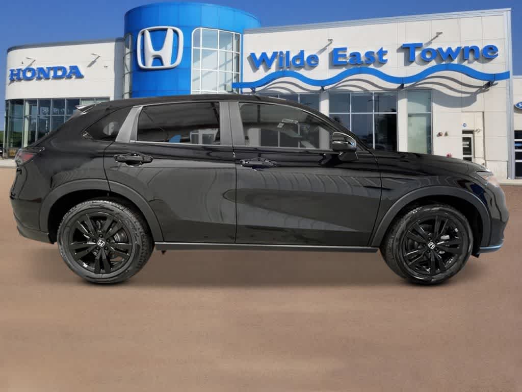 Thumbnail: 2027 Honda HR-V - 8