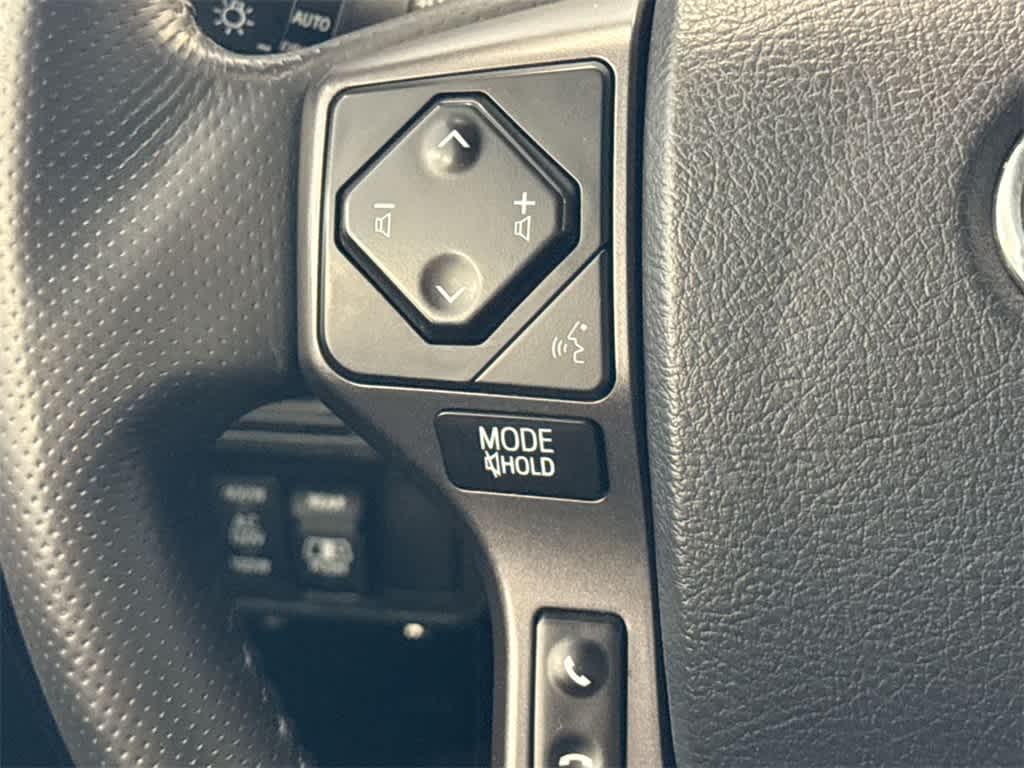 Thumbnail: 2017 Toyota Tacoma - 25