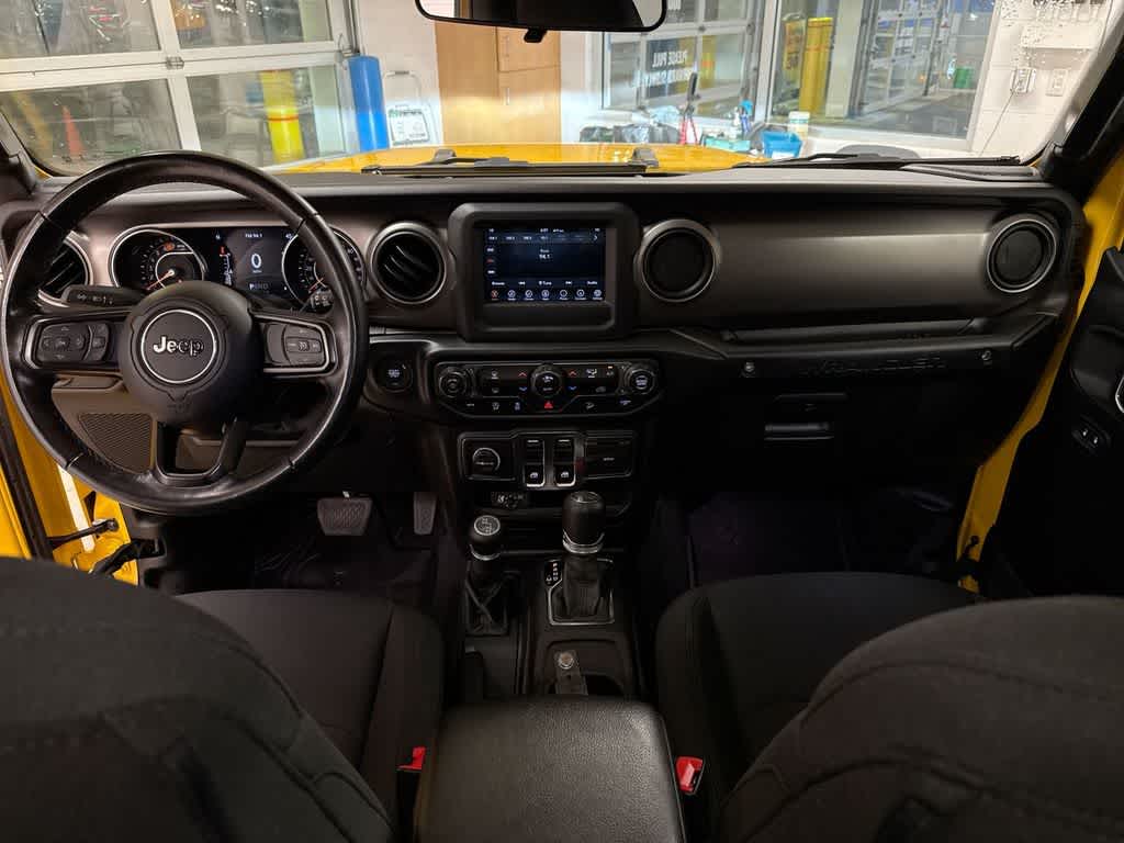 Thumbnail: 2020 Jeep Wrangler - 15