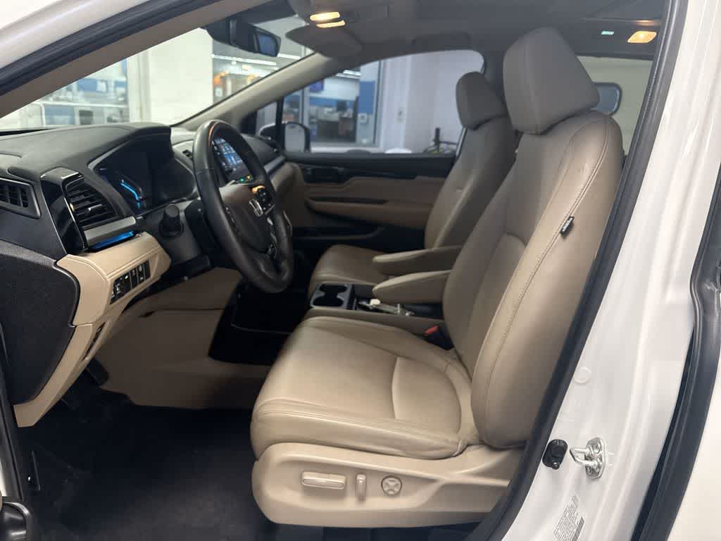 Thumbnail: 2023 Honda Odyssey - 22