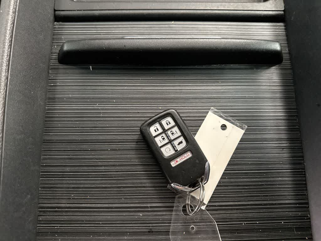 Thumbnail: 2018 Honda Odyssey - 35