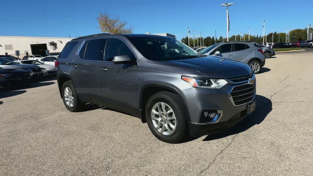 Thumbnail: 2020 Chevrolet Traverse - 2