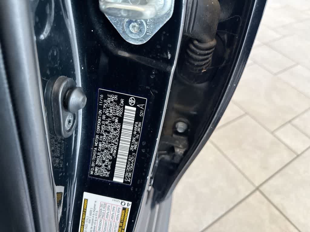 Thumbnail: 2017 Toyota Corolla iM - 36