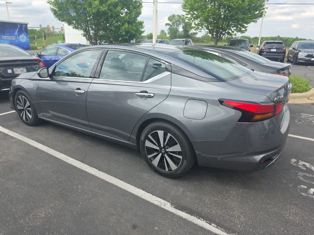 Thumbnail: 2019 Nissan Altima - 4