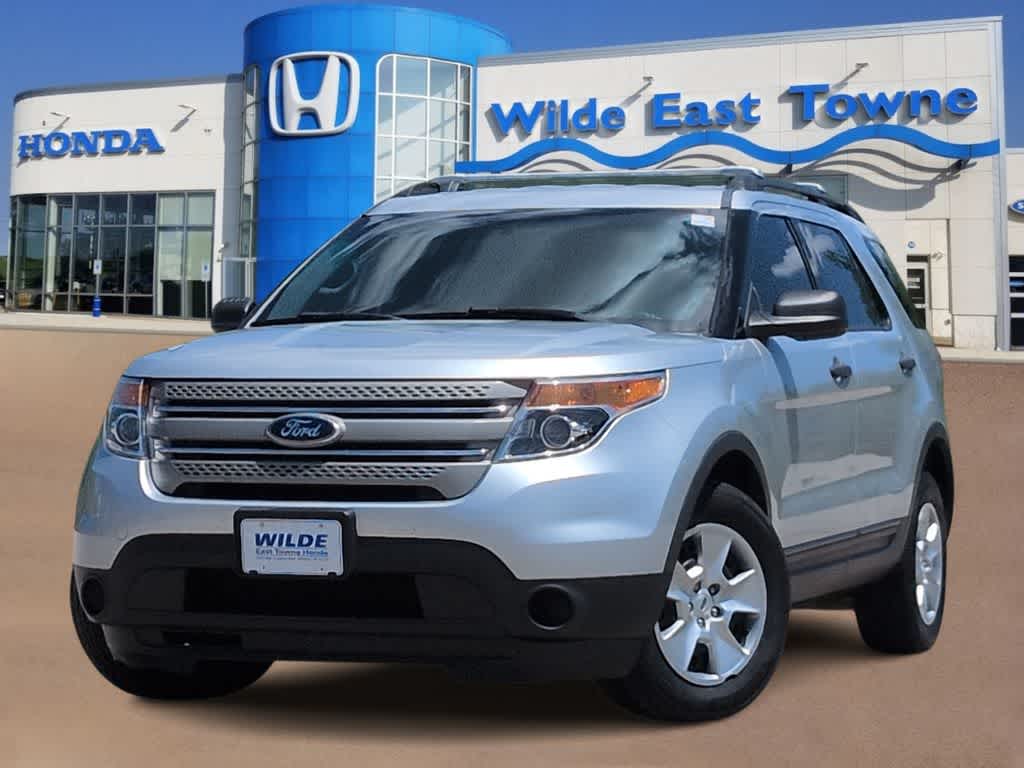 2013 Ford Explorer Base -
                  Madison, WI