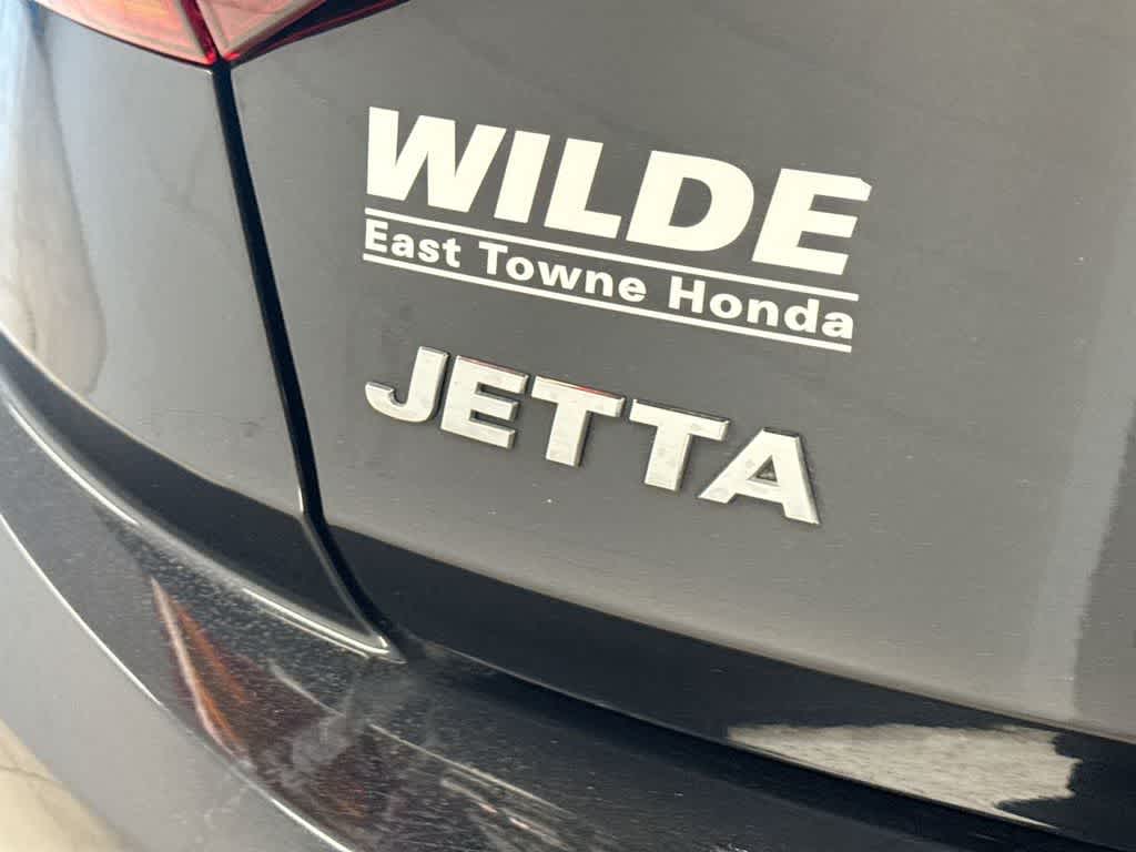 Thumbnail: 2019 Volkswagen Jetta - 13