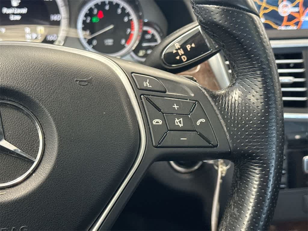 Thumbnail: 2012 Mercedes-Benz E-Class - 26