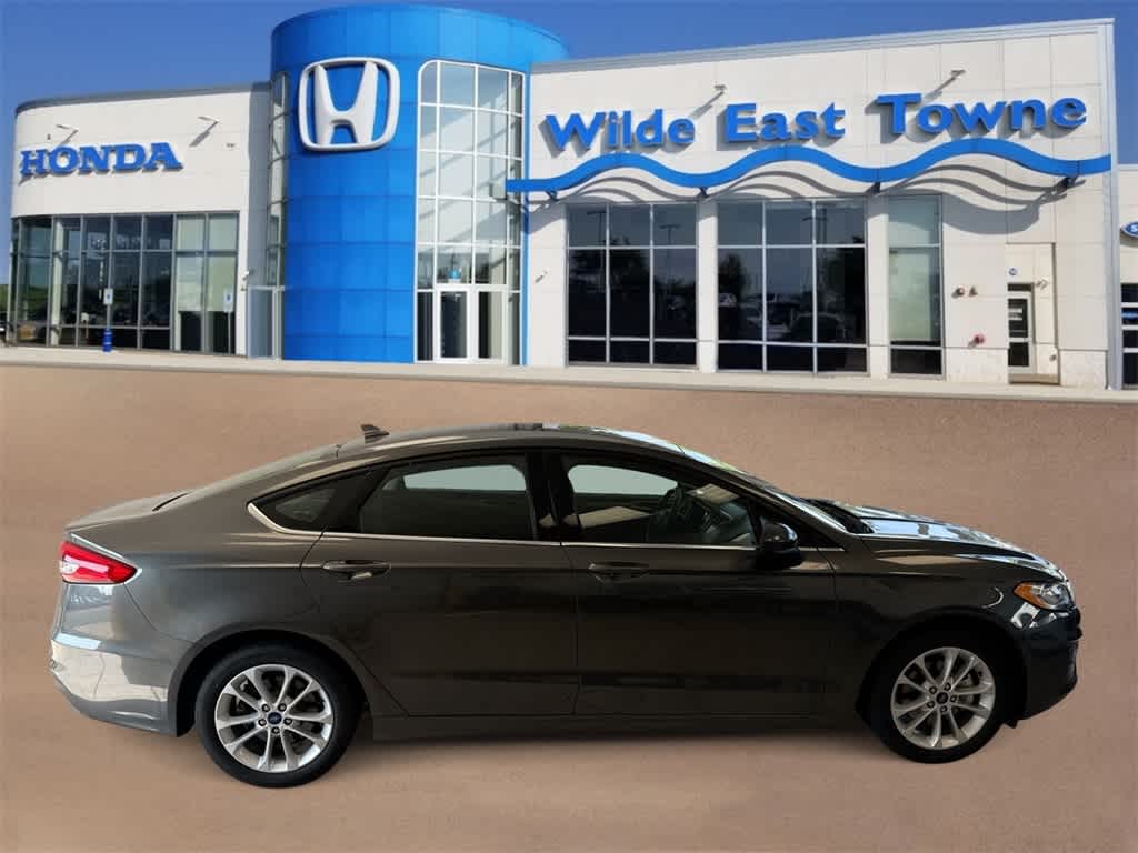 Thumbnail: 2020 Ford Fusion - 9
