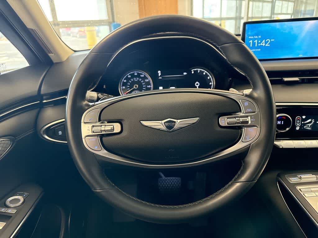 Thumbnail: 2023 Genesis GV70 - 25