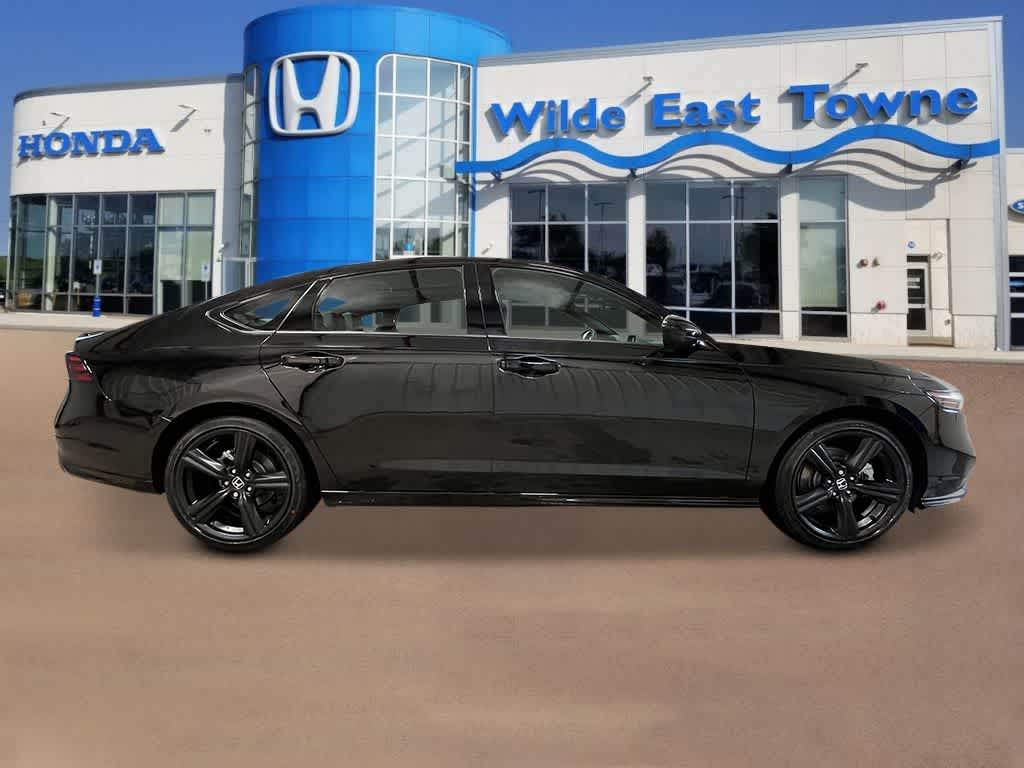 Thumbnail: 2026 Honda Accord - 8