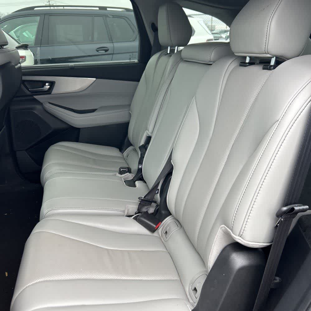 Thumbnail: 2023 Acura MDX - 8