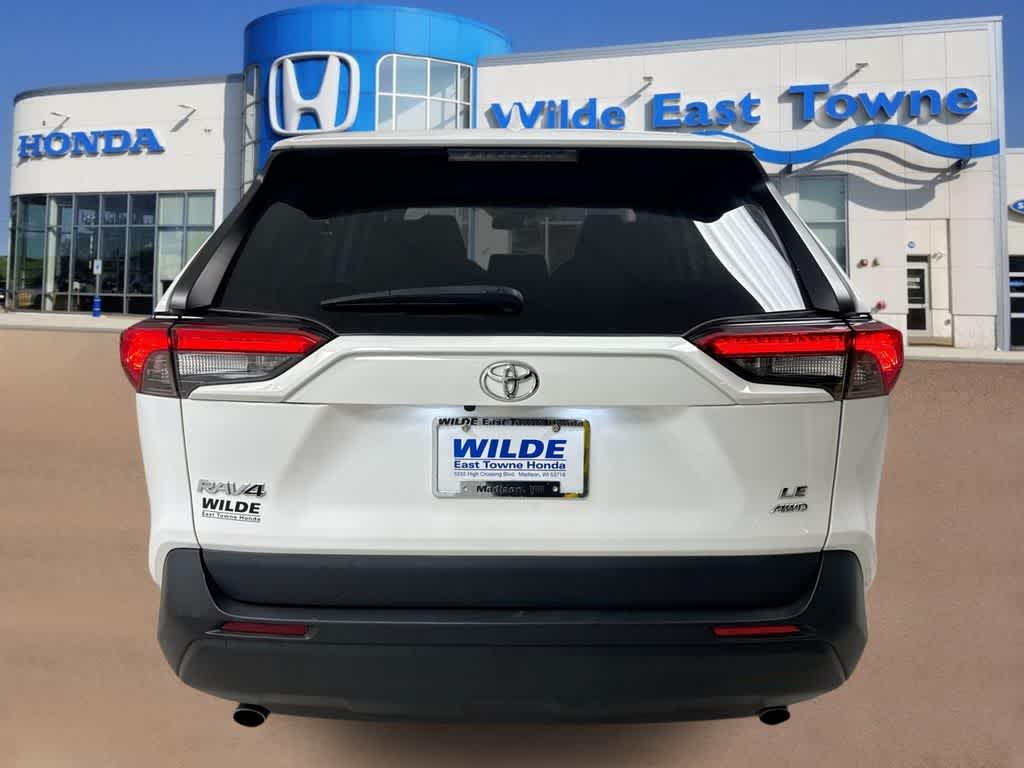 Thumbnail: 2022 Toyota RAV4 - 7