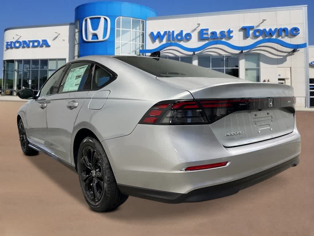 2025 Honda Accord SE photo 3