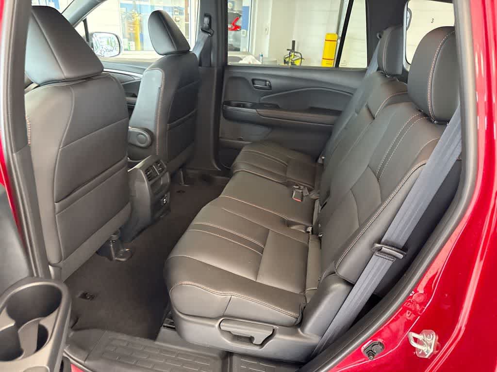 Thumbnail: 2023 Honda Passport - 25