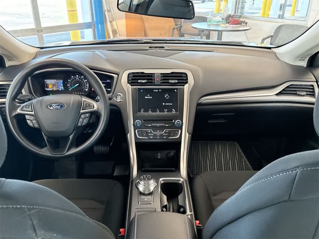 Thumbnail: 2018 Ford Fusion - 16