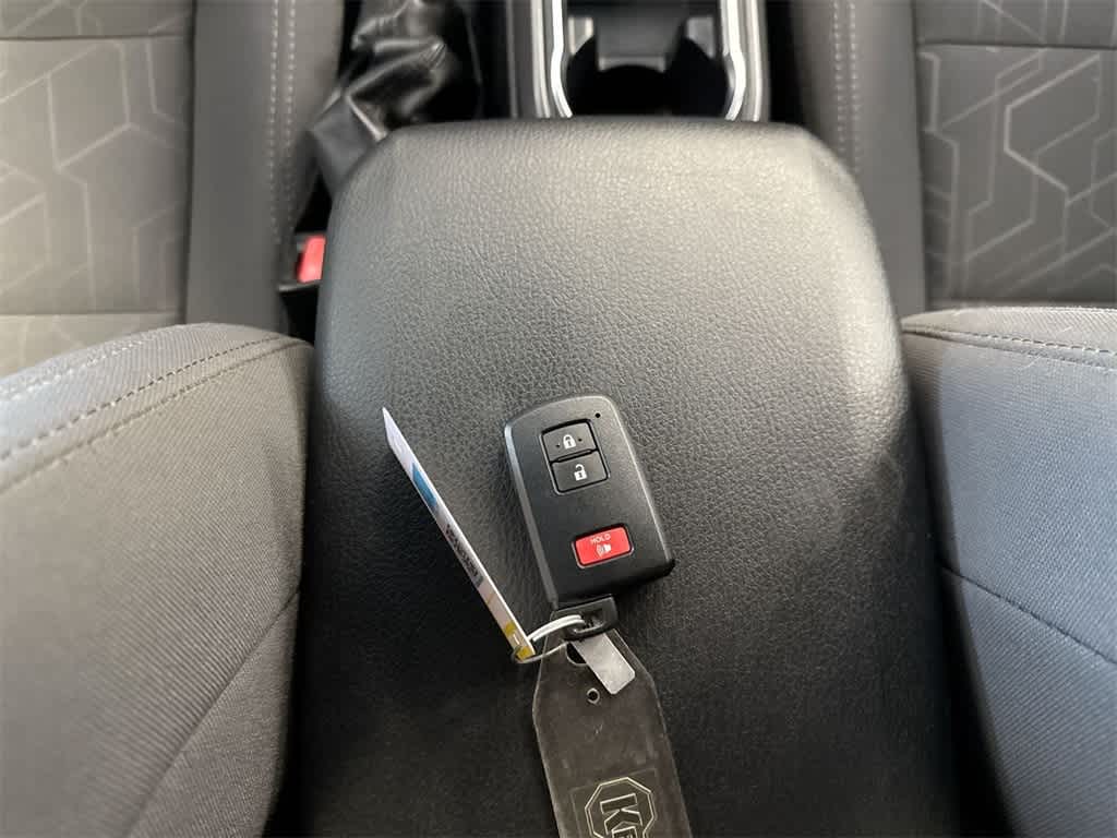 Thumbnail: 2017 Toyota Tacoma - 37