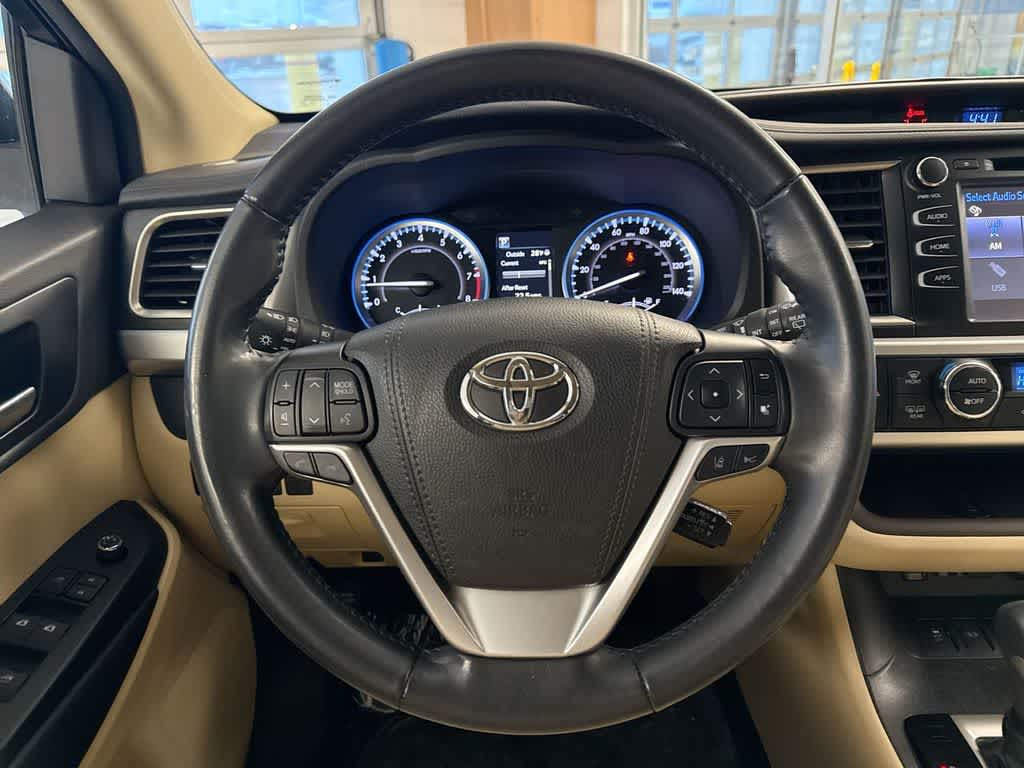 Thumbnail: 2019 Toyota Highlander - 27