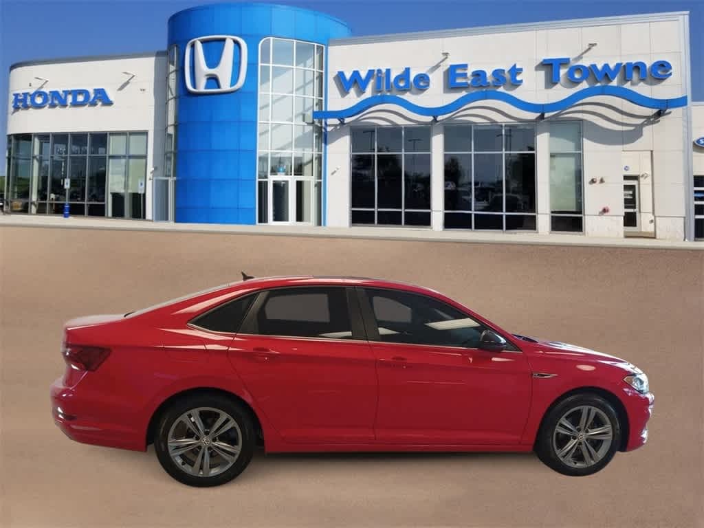 Used 2020 Volkswagen Jetta R-Line with VIN 3VWCB7BU4LM017981 for sale in Madison, WI