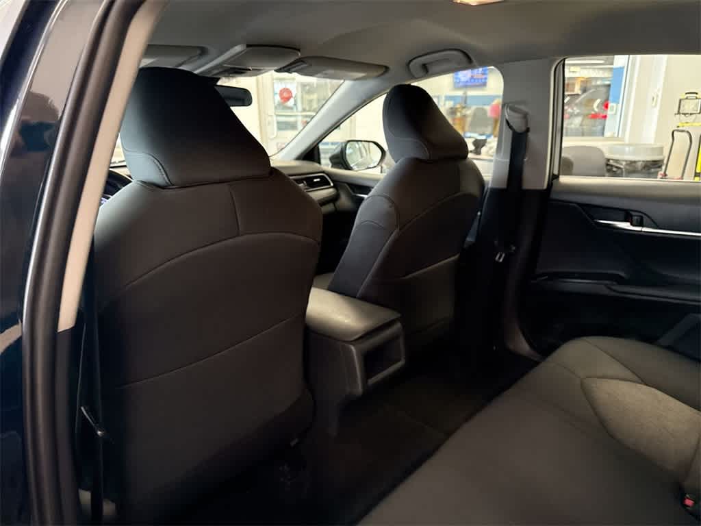 Thumbnail: 2020 Toyota Camry - 18