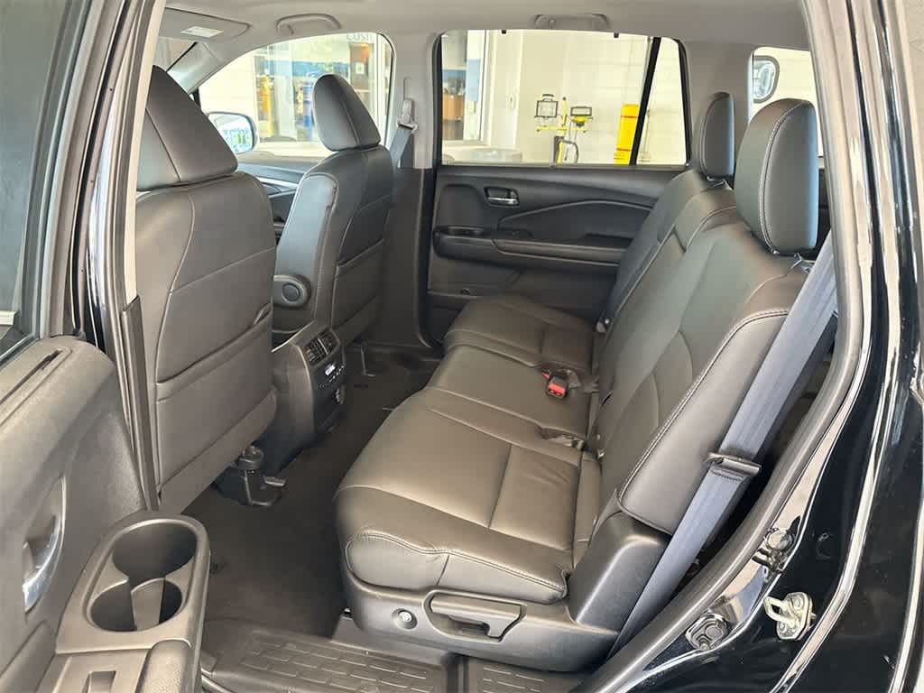 Thumbnail: 2021 Honda Pilot - 21