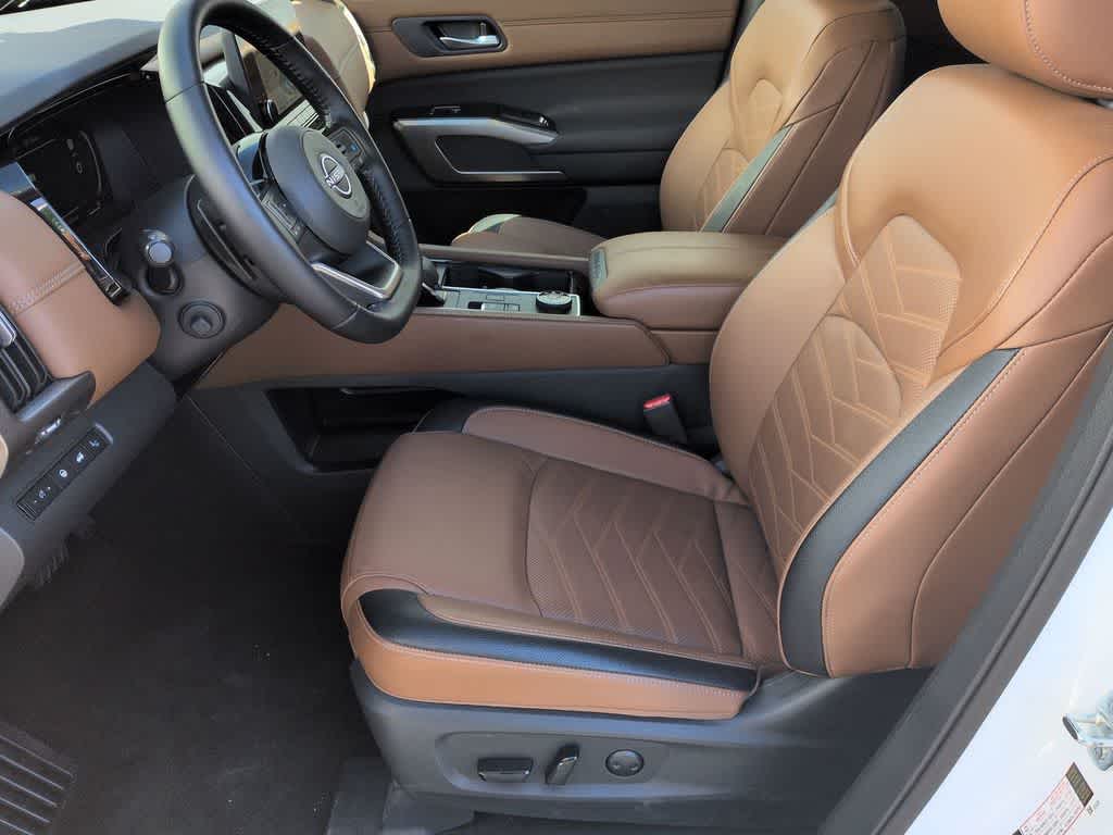 Thumbnail: 2025 Nissan Pathfinder - 15