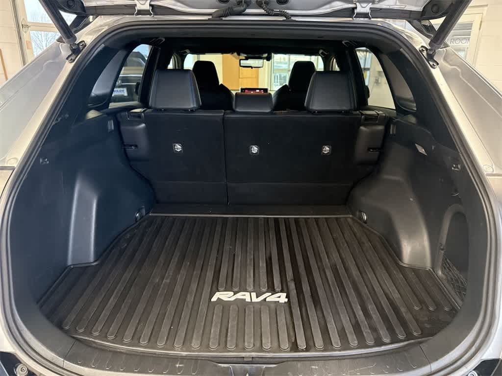 Thumbnail: 2019 Toyota RAV4 - 35