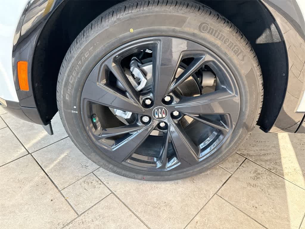 Thumbnail: 2025 Buick Envision - 14