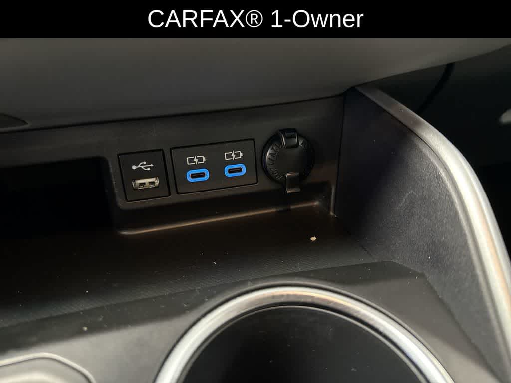 Thumbnail: 2022 Toyota Highlander - 35