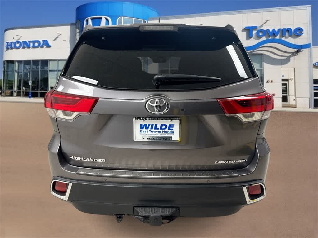 Thumbnail: 2018 Toyota Highlander - 7