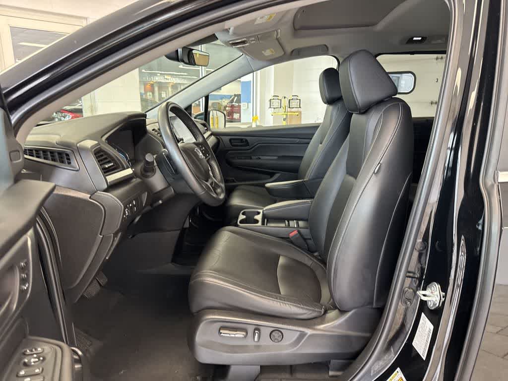 Thumbnail: 2023 Honda Odyssey - 19