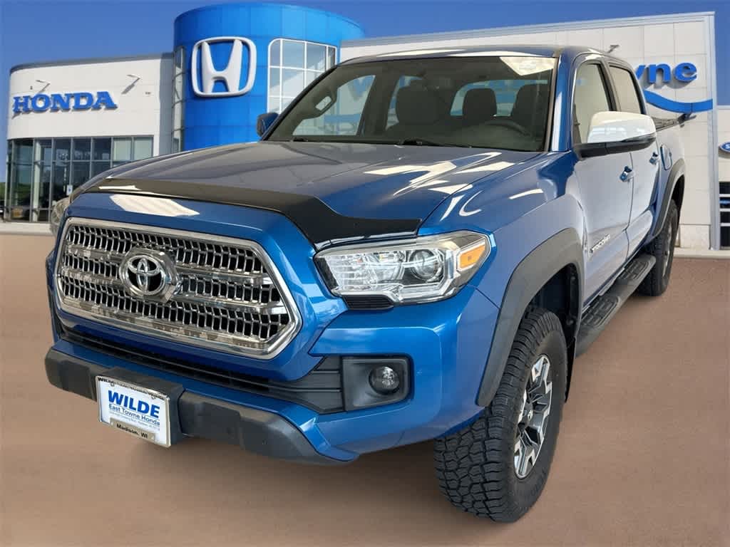 2017 Toyota Tacoma SR5 Sport TRD Pro photo 4
