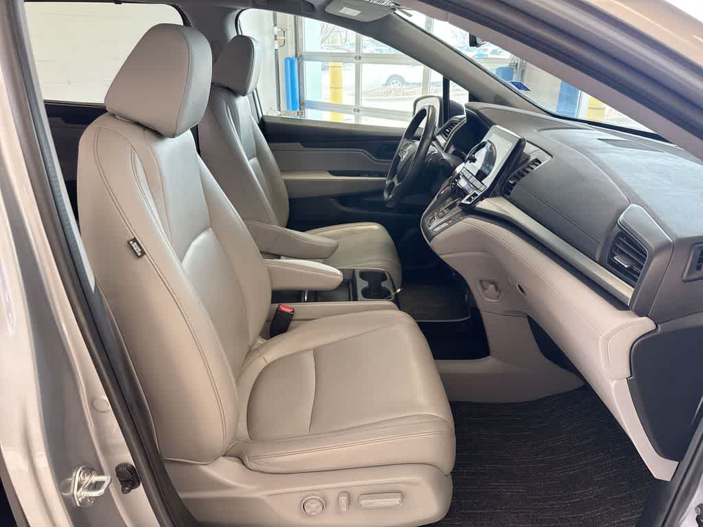 Thumbnail: 2023 Honda Odyssey - 26