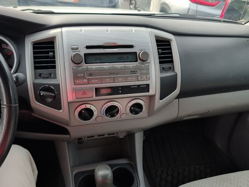 Thumbnail: 2011 Toyota Tacoma - 5
